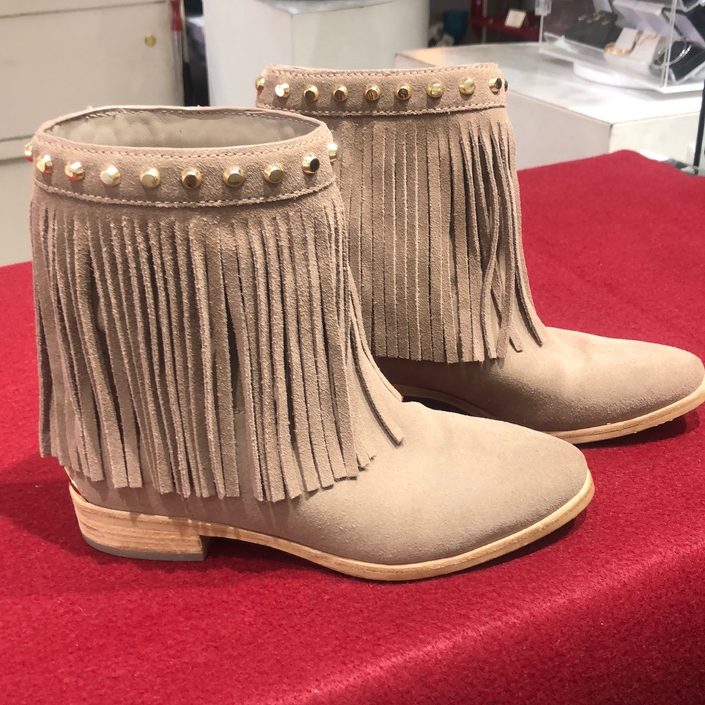 Ladies Boots